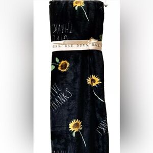 NWT Rae Dunn Give Thanks Soft Plush Throw Blanket 50x70 Black/Sunflower